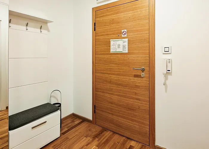 Filinhome Gunduliceva Suite 8